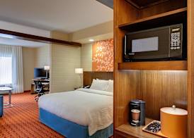 Fairfield Inn & Suites by Marriott Hendersonville Flat Rock 4