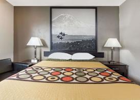 Super 8 by Wyndham Bremerton 3