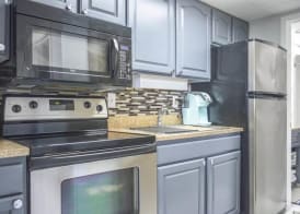 Monterey Bay Suites 3