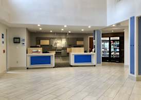Holiday Inn Express & Suites GREAT BARRINGTON - LENOX AREA by IHG 2