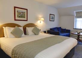 The Tollgate Hotel 3