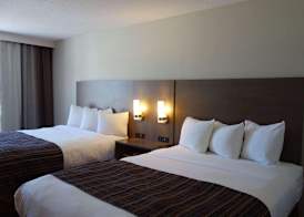 Country Inn & Suites by Radisson, Mason City, IA 5