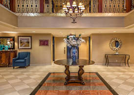 Clarion Collection Hotel Arlington Court Suites 5