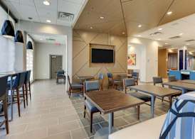 Holiday Inn Express HOLLY SPRINGS - RALEIGH AREA by IHG 5