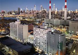 DoubleTree by Hilton Long Island City, NY 3