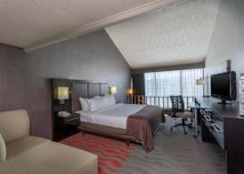 Holiday Inn Harrisburg - Hershey Area, I-81 by IHG 3