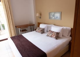 NM Suites by Escampa Hotels 4