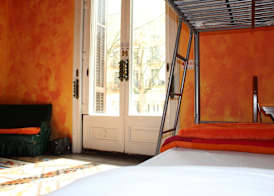 Bed & Art Barcelona 3