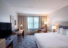 Country Inn & Suites by Radisson, State College Penn State Area , PA 5