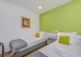 Pomak Luxury Rooms 2