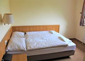 Hotel Alsterquelle 24h Check-in, Free Parking and WiFi 5