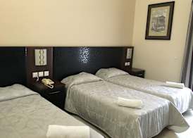 Grand Harbour Hotel 5