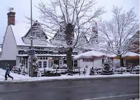 The Old Black Horse Inn 4