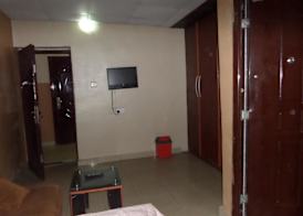 B & S Hotel 4