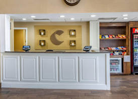 Comfort Suites At the University 3