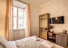 AMICI GUESTHOUSE 5