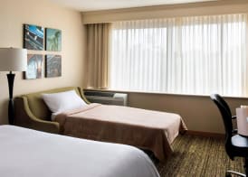 Boston Marriott Peabody 5