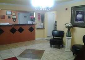 Econo Lodge Inn & Suites San Antonio near Frost Bank Center 5