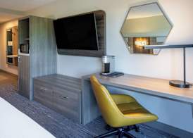 Holiday Inn Express & Suites NEWBERRY by IHG 4