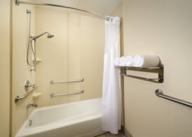 Holiday Inn Express & Suites SAN ANTONIO WEST-SEAWORLD AREA by IHG 5