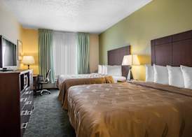 Quality Inn & Suites Bloomington I-55 and I-74 5