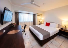 Hides Hotel 4