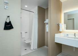 Fairfield Inn & Suites by Marriott Tacoma DuPont 4