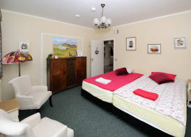 Arsalir Guesthouse Vik B&B 4