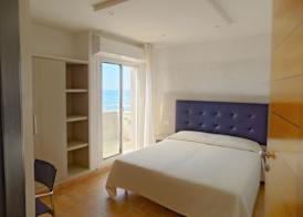 Hotel Diplomatic 4