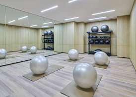 DoubleTree by Hilton Shenzhen Airport 4