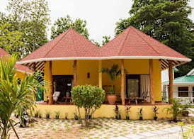 Les Lauriers Eco Hotel 3