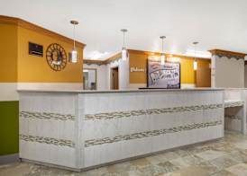 Super 8 by Wyndham Bedford 2