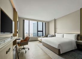 DoubleTree by Hilton Chengdu Riverside 5