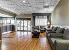 Quality Inn Savannah Midtown 3