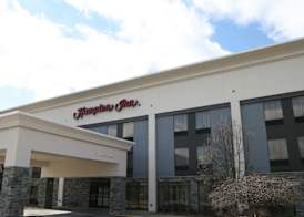 Hampton Inn Youngstown-North 3