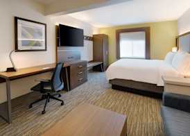 Holiday Inn Express & Suites BRADLEY AIRPORT by IHG 2