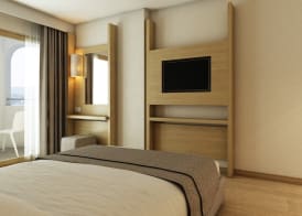 Fortuna Beach Hotel 5