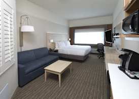 Holiday Inn Express & Suites LA PORTE by IHG 5