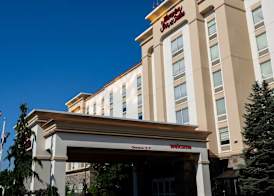 Hampton Inn & Suites Staten Island 3