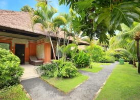 Legian Beach Hotel 3