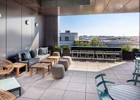 Hampton by Hilton at the Boston Seaport District 3
