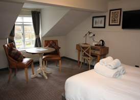 The Countryman Inn 3