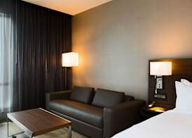 AC Hotel Cincinnati at Liberty Center 4