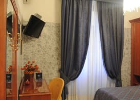 Hotel Assisi 5