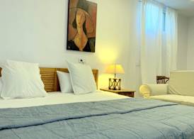 At Home in Malaga Stay & Solo Travellers 2