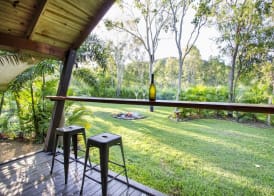 Airlie Beach Eco Cabins - Adults Only 3