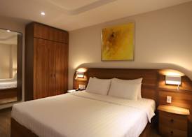 Lanura Apartments and Hotel 4