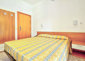 Hotel Happy 5