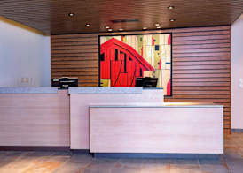 Fairfield Inn & Suites by Marriott Fair Oaks Farms 2