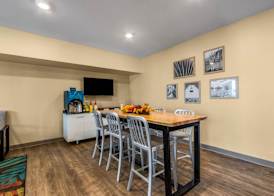 WoodSpring Suites Tamarac 2